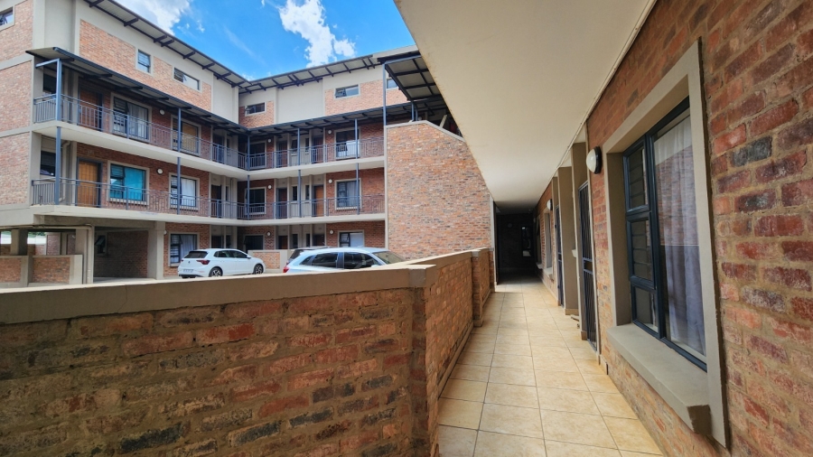 1 Bedroom Property for Sale in Die Bult North West